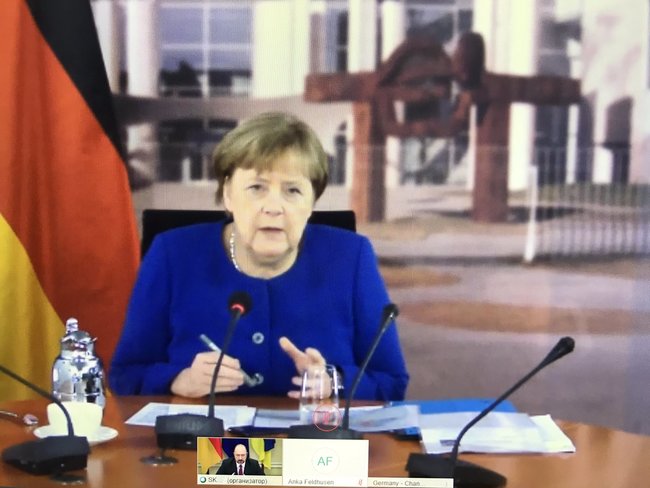 Відбулися перші віртуальні переговори Шмигаля та Меркель: маємо повну підтримку України з боку Німеччини, - посол Мельник 02