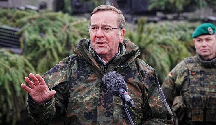 Пісторіус відправить військових до Литви примусово: бракує ІТ-фахівців, медиків і танкістів