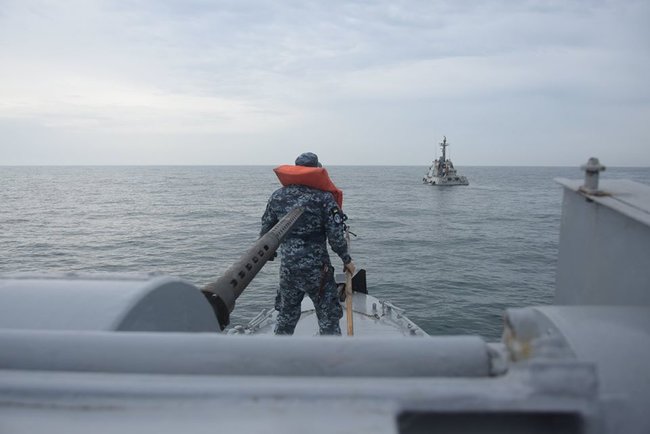 ВМС випробували новий артилерійський катер, - Міноборони 01