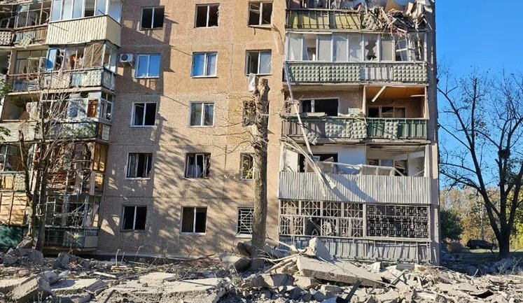 Росія атакувала кілька областей України: шестеро загиблих, понад 50 постраждалих. ФОТОрепортаж