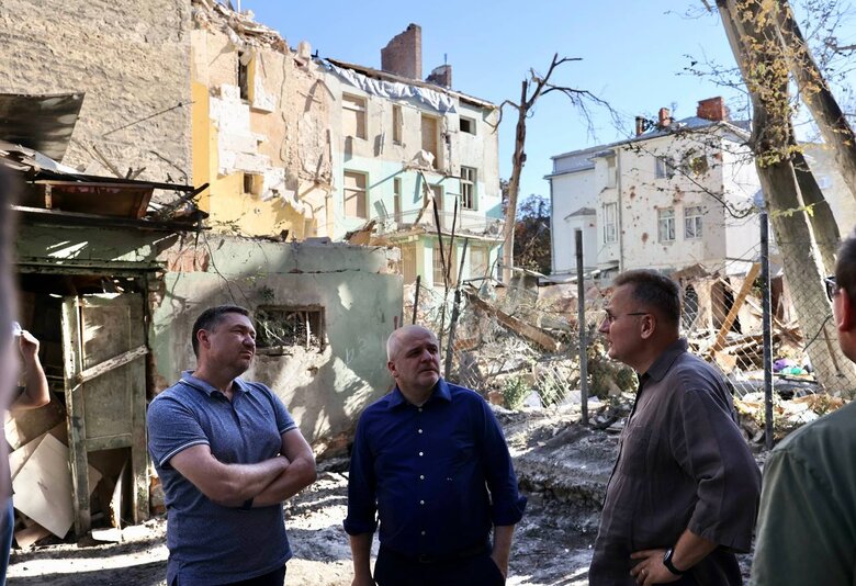 Спецуповноважений уряду Польщі Коваль прибув до Львова для оцінки наслідків російського ракетного удару