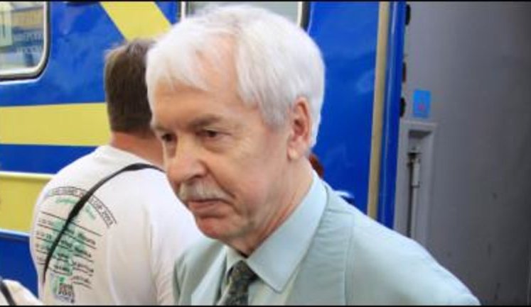 "Янукович милицейскими сапогами вытерся о самостоятельность Крыма", - Мешков