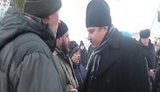 "Чого ви туди йдете?!", - прихожане села Ворсовка на Житомирщине перешли в ПЦУ и не пустили священника УПЦ (МП) в храм. ВИДЕО