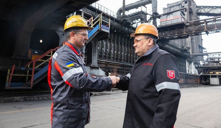 Попри війну: "Метінвест" Ахметова оголосив про збільшення зарплат працівників в Україні