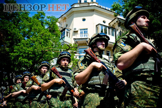 Третя річниця визволення Маріуполя - парад захисників міста 21