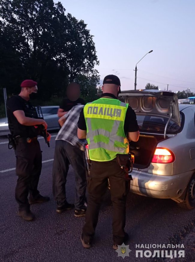 Полиция и Нацгвардия усилят патрулирование в девяти регионах Украины 05