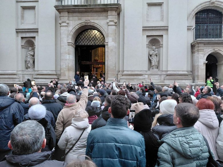 прощання з Гігою