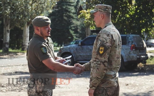 Атака на российский опорный пункт Яблоня 29 августа 2019 года: Противник вышел из-за угла: Братишка, не стреляй, я свой. Я всадил в русского брата 45 патронов 11