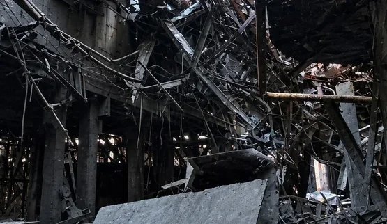 РФ втретє за місяць атакувала "Запоріжсталь": четверо постраждалих. ФОТОрепортаж