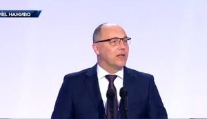 Не поддерживаю ограничение полномочий президента в условиях войны, - Парубий