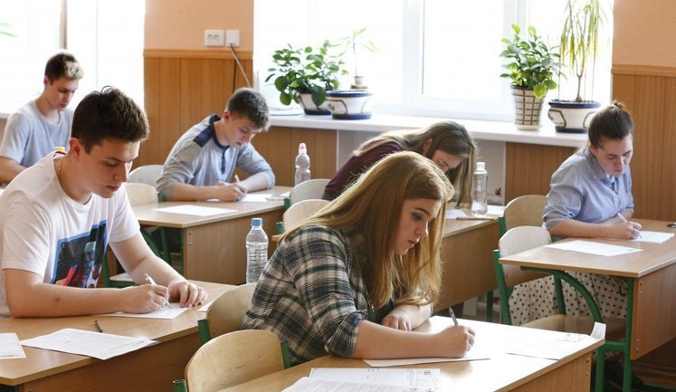 Есть информация из разных источников, что ВНО хотят отменить, - образовательный омбудсмен Горбачев