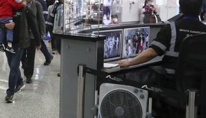 Пасажирів із Китаю в аеропортах запитуватимуть про самопочуття, - МОЗ