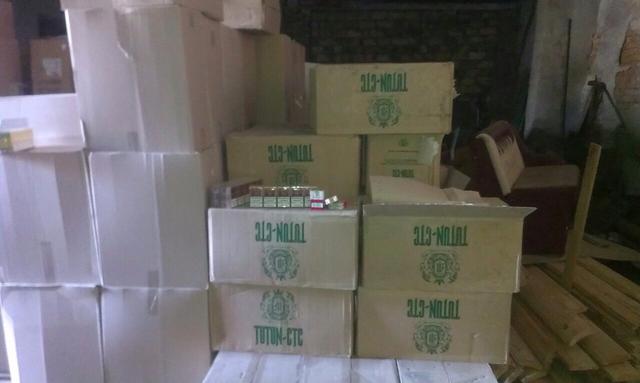 Податківці на Одещині вилучили з незаконного обігу цигарки й алкоголь на суму понад 1,8 млн грн 03