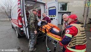 Окупанти вкрили вогнем Корабельний район Херсона: відомо про двох постраждалих. ВIДЕО