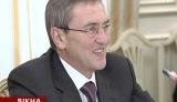 Черновецкий каждое утро смотрит телевизор, а потом воплощает увиденное в Киеве. ВИДЕО.