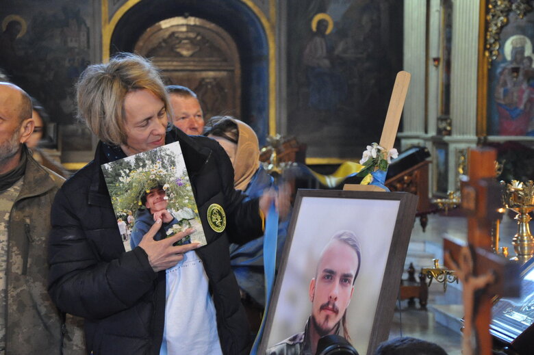 С 21-летним воином Данилом Денисевичем, позывной Дозор, попрощались в Киеве 06