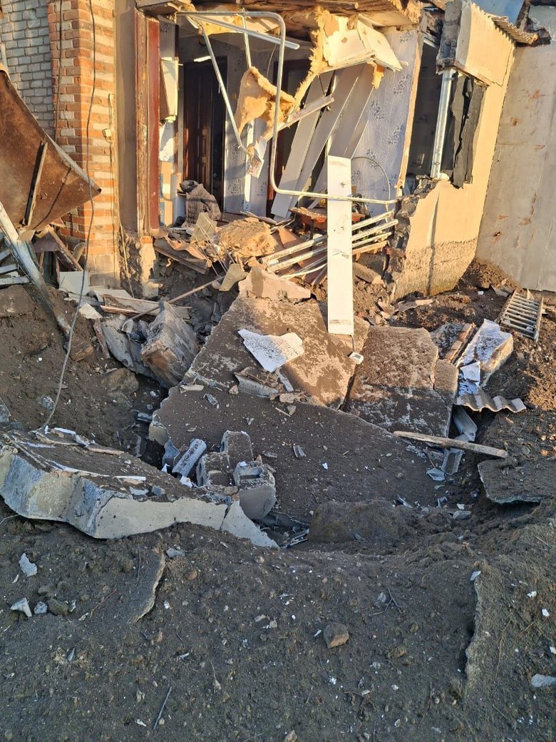 Донеччина під обстрілами: зруйновано 19 цивільних об’єктів