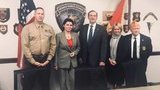 Міністр у справах ветеранів Фріз відвідала центр реабілітації поранених морських піхотинців у США