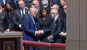 Карис просил Трампа не прекращать переговорный процесс по Украине