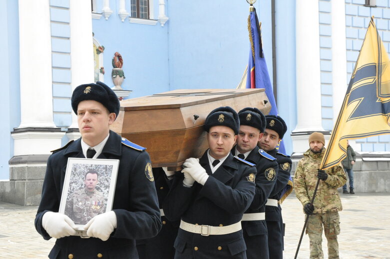 Із воїном Азову Ігорем Линдюком попрощалися у Києві 06 Із воїном Азову Ігорем Линдюком попрощалися у Києві 06