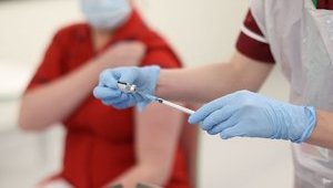 Вакцинація не забезпечить колективного імунітету від COVID-19 в 2021 році, - ВООЗ