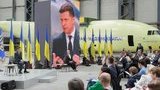 На честном слове и на одном крыле: послевкусие президентской пресс-конференции. Два взгляда: из кухни и из ангара