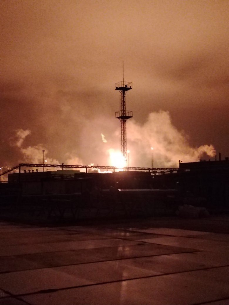 Вибухи у Кстово: дрони атакували промзону біля "Лукойл" і "СИБУР