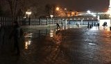 "Укрзализныця" снесла киоски с казино возле центрального вокзала и передала эстафету мэру Киева. ВИДЕО