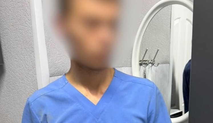 "Діагностував" крововилив у мозок за $10 тисяч: у Києві нейрохірург оформлював фіктивні діагнози для отримання інвалідності. ФОТО