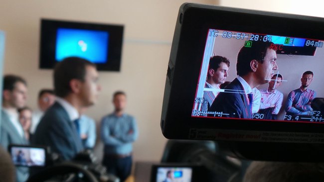 Обвинение попросило для Омеляна 5 млн грн залога, а защита министра - отказать в избрании меры пресечения полностью 06