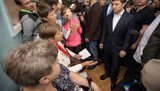 Зеленский призвал власти Борисполя за год построить новую больницу и пригрозил чиновникам снятием с должностей. ФОТОрепортаж