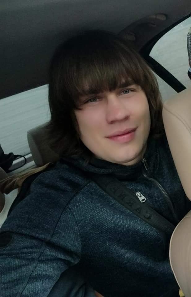 Активіста Правого сектора Олександра Іванину застрелили у Сумах 02 Активіста Правого сектора Олександра Іванину застрелили у Сумах 02