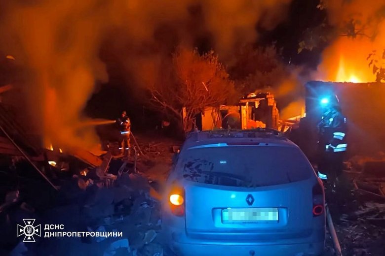 Дніпропетровщина під ударами дронів: пошкоджено житло та адмінбудівлі
