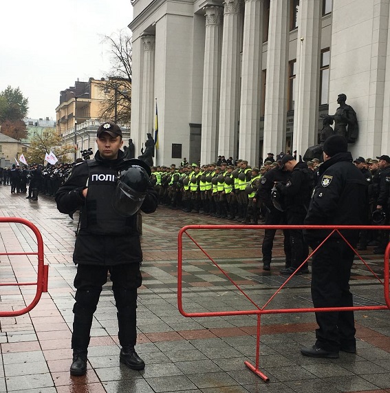 Police will check documents and belongings of citizens in Kyiv downtown, - Kryshchenko 01 Police will check documents and belongings of citizens in Kyiv downtown, - Kryshchenko 01