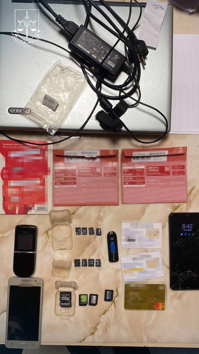 З Вірменії екстрадовано організатора шахрайської схеми, через яку волонтери та військові втратили понад 20 млн грн За процесуального керівництва Офісу Генпрокурора до України екстрадовано організатора злочинної схеми