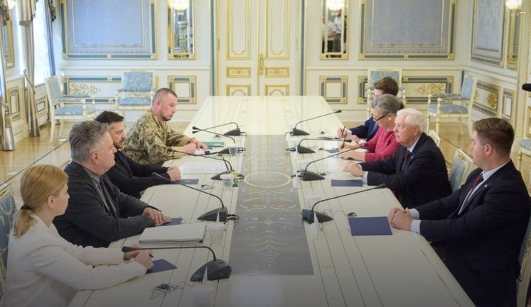 Зеленський і cенатор США Грем обговорили санкції проти РФ та потреби України в ППО. ВIДЕО