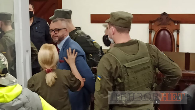 Суд відхилив апеляцію захисту на продовження арешту Антоненка 08