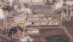 At least two tanks have been damaged at "Tamanneftegaz" terminal in Russia SATELLITE IMAGES