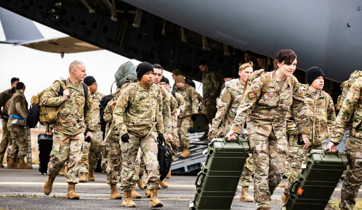 Congressional Republicans and Democrats insist on maintaining number of US troops in Europe