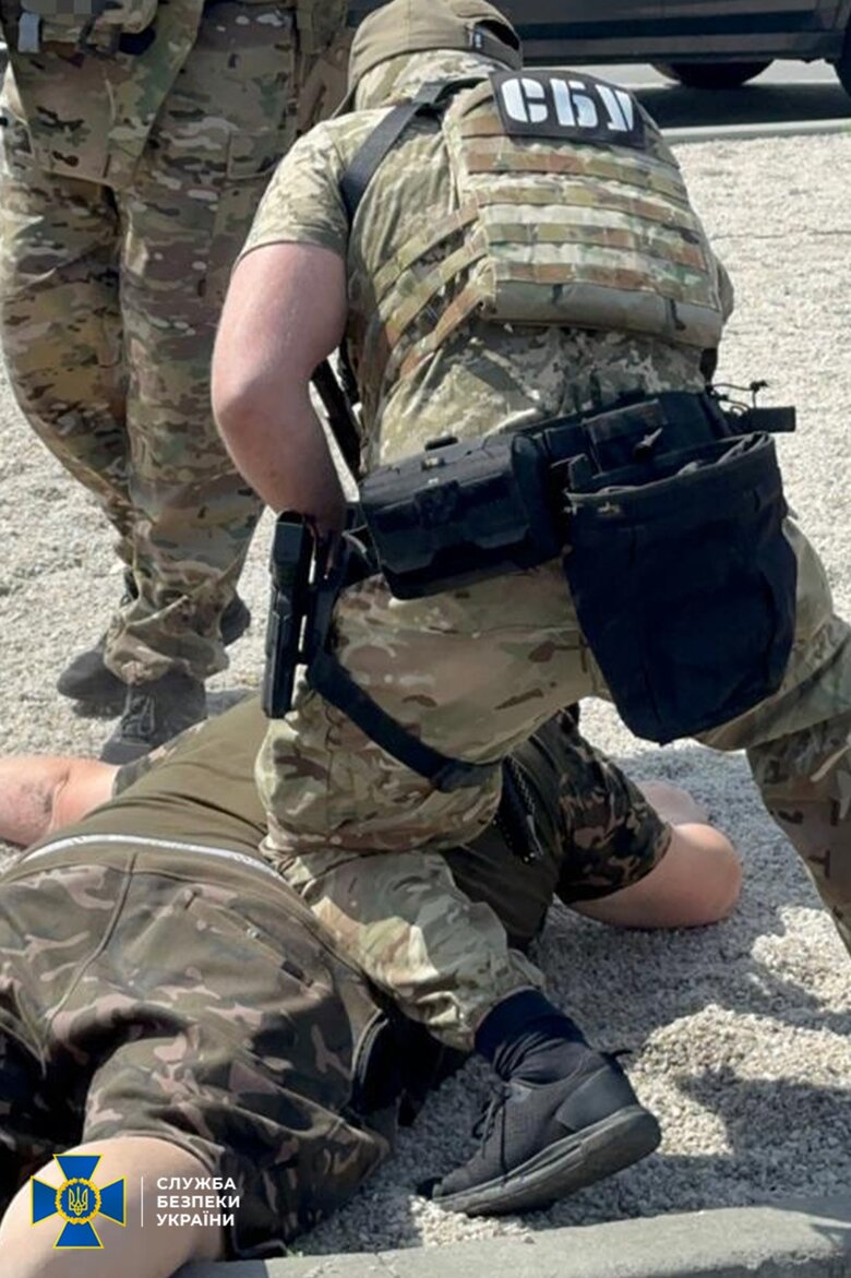 Ліквідовано 10 нових схем для виїзду ухилянтів за кордон, - СБУ 04