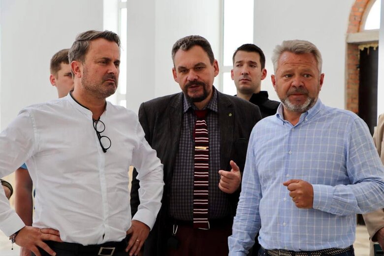 Премєр-міністр Люксембургу Беттель відвідав Бучу 02