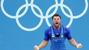 Допинг-проба украинского чемпиона Олимпиады-2012 Торохтия дала положительный результат, - Международная федерация тяжелой атлетики