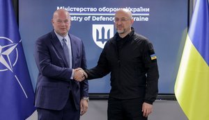 Посол США при НАТО Вітакер уперше прибув до України: провів зустріч зі Шмигалем