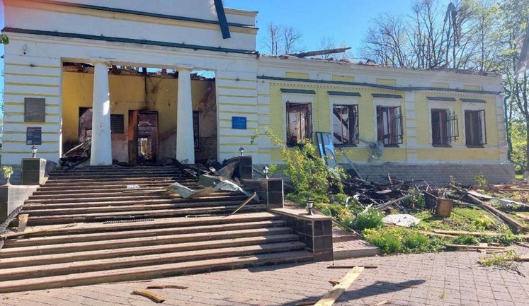 Війська РФ завдали ракетного удару по Силах оборони Харкова. ЗСУ утримують позиції та дають гідну відсіч противнику, - Синєгубов. ФОТО