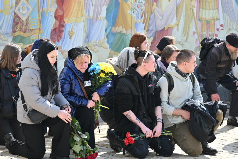 Прощання із Анастасією Мар'янчук та Денисом Дайнеком