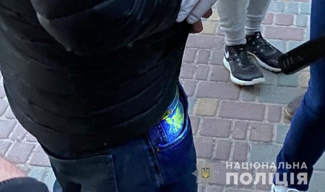 Поліцейський вимагав від одеської вебмоделі щомісячної данини $600 04