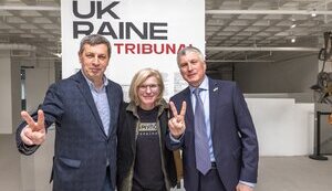 В годовщину освобождения Бучи в Нью-Йорке возле ООН открылась выставка о зверствах россиян в Украине. ФОТОрепортаж