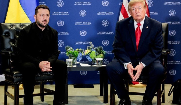 Трамп закликав Зеленського поїхати до Москви на мирні перемовини з Путіним, - Bloomberg