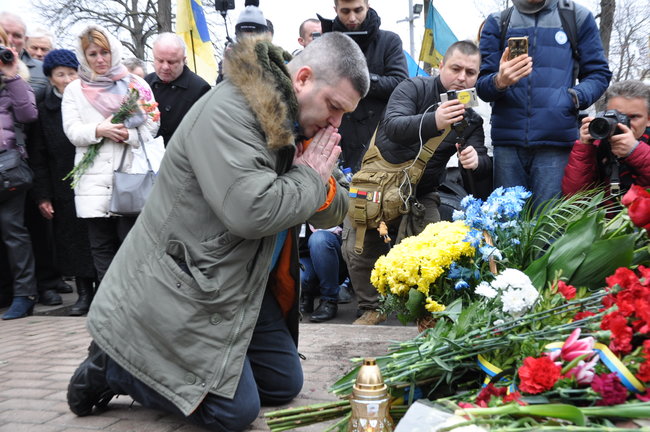 Панахида за Героями Небесної Сотні відбулася в центрі Києва 50