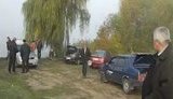 люди озеро